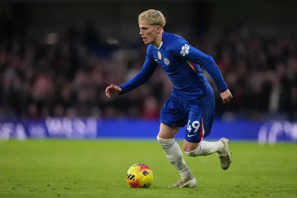 Fabrizio Romano confirms Aston Villa bid for Chelsea winger