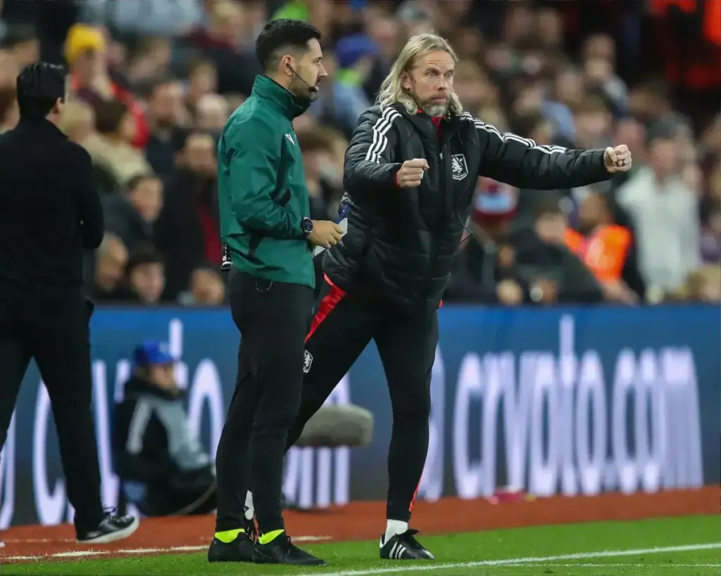 Xabi Alonso forced to physically restrain new Chelsea coach during touchline brawl in Malaysia