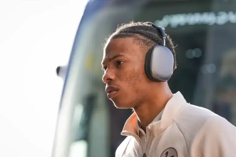 Ishe Samuels Smith Joins Xabi Alonso Chelsea Pre Season Group