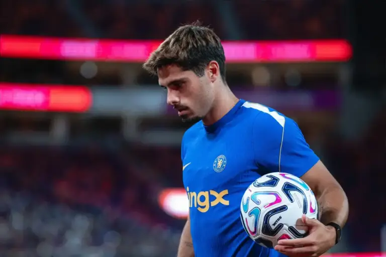 Fabrizio Romano reveals Pedro Neto transfer twist as two clubs circle