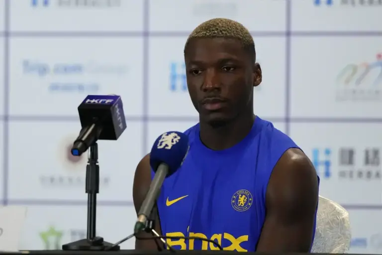 ‘So happy’ – Moises Caicedo sends Danny Welbeck Chelsea message