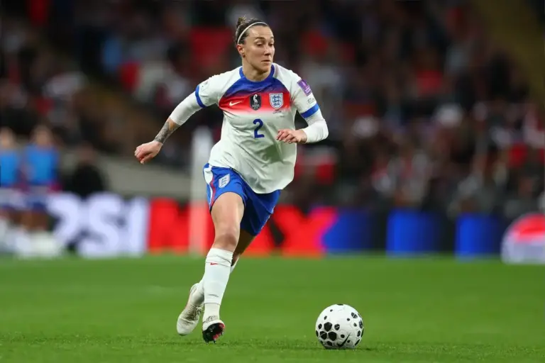 Chelsea star Lucy Bronze backs World Cup boycott in strong FIFA stance