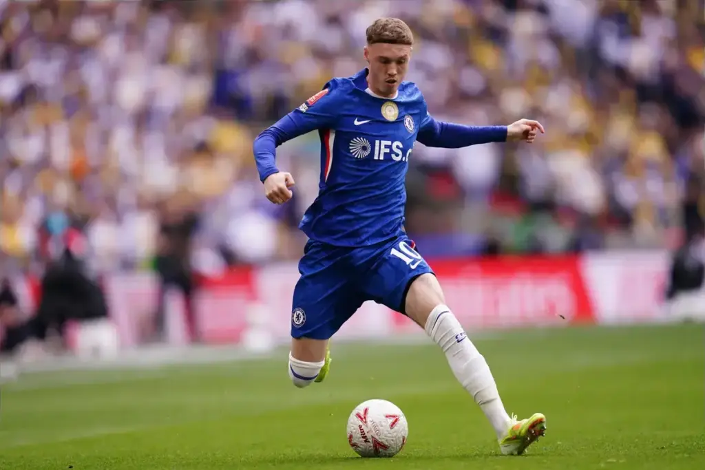‘Definitely’ – Former Chelsea star makes huge Cole Palmer exit claim