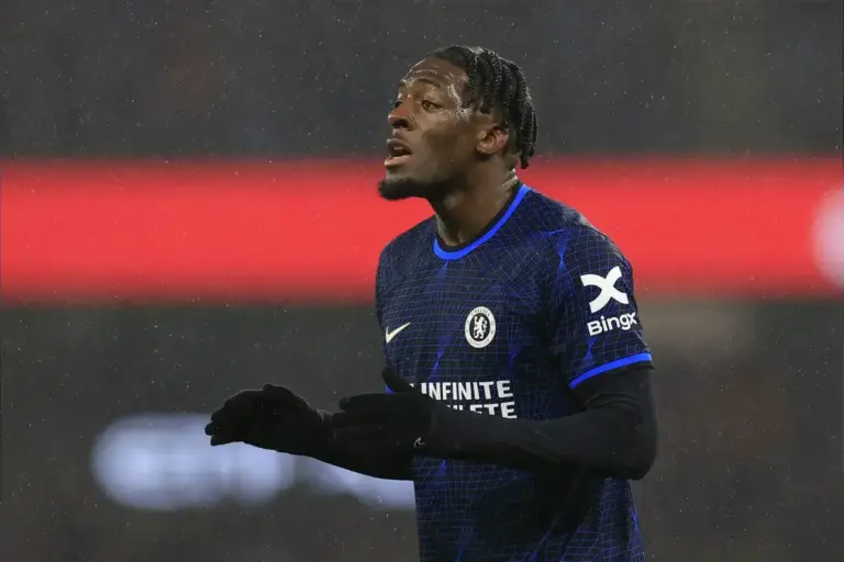 Chelsea agree deal in principle for defender to leave Stamford Bridge