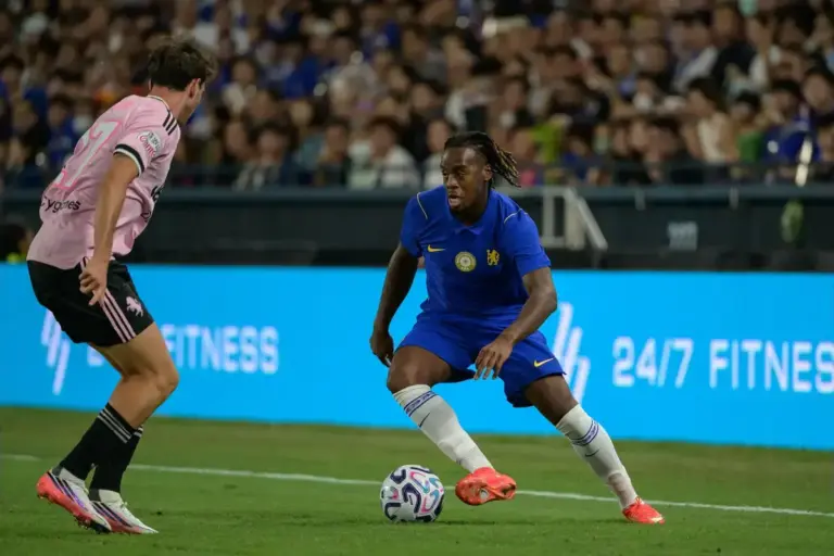 Chelsea reject Roma loan approach as Alonso makes Gittens decision
