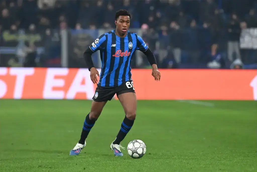 Fabrizio Romano confirms Chelsea advance talks after agreeing Ahanor terms