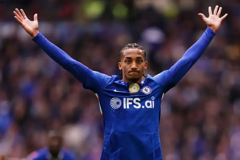 Chelsea secure João Pedro until 2034 as Alonso hails ‘leader’
