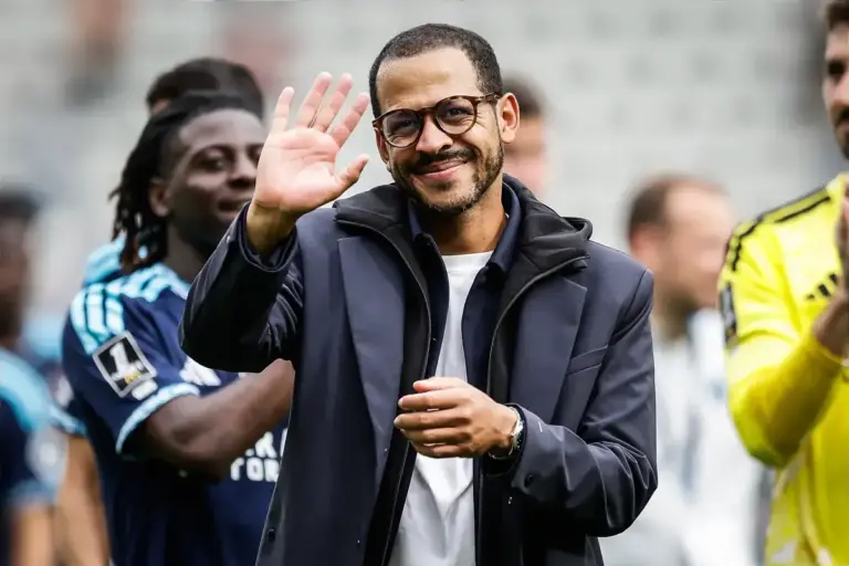 Liam Rosenior unbeaten at Paris FC just months after Chelsea exit