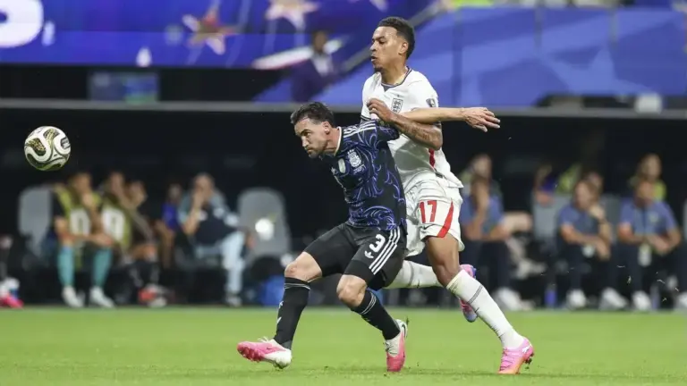 Jason Cundy on Morgan Rogers’ Chelsea start and defensive flaw