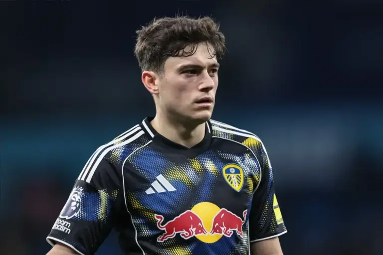 Leeds team news vs Chelsea: Daniel James a doubt as Rodon ruled out