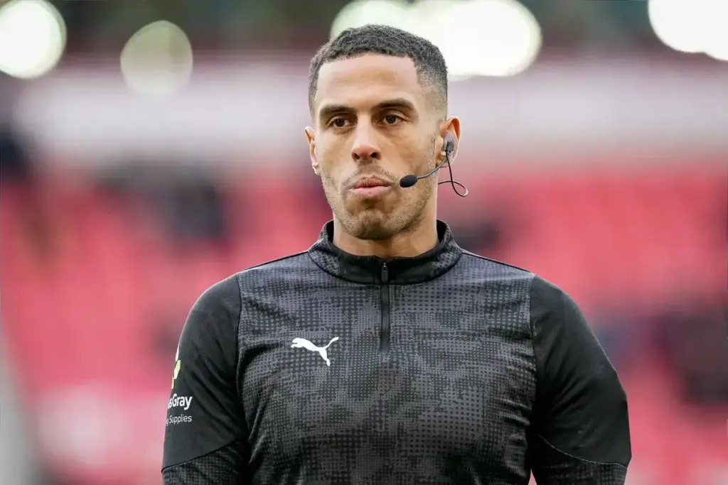 Chelsea vs Hull referee confirmed with Michael Oliver on VAR
